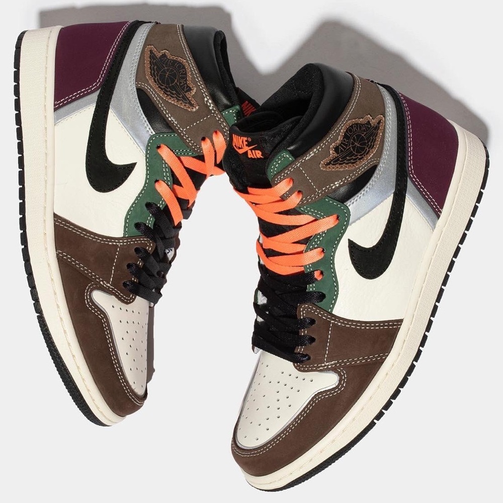 📦SOLD📦 Jordan 1 Retro High OG Hand Crafted